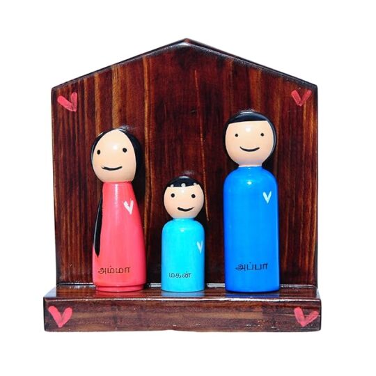 Tamil Wooden Family Doll Set – 3B